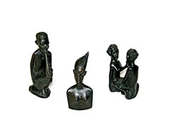 Skulpturen schwarz